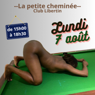 Tina illustre l'actualité d'une photo réelle viens pour la première fois au club la petite cheminée pour une après-midi très chaude.