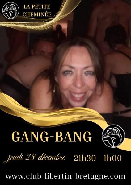 Gang Bang de dernière minute pour ce dernier jeudi de l'année au club la petite cheminée